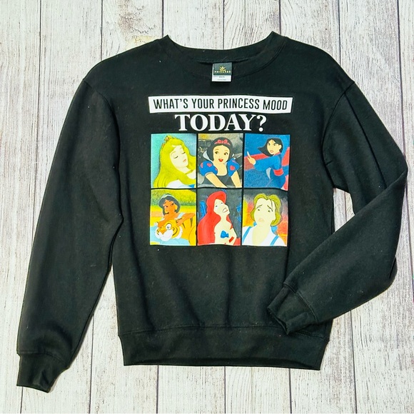 Junior Statement Sweatshirt Lot/More Love, What’s Mood Today, Distracted by Dogs - Picture 4 of 16